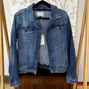 NWT Women’s Universal Thread Jean Jacket